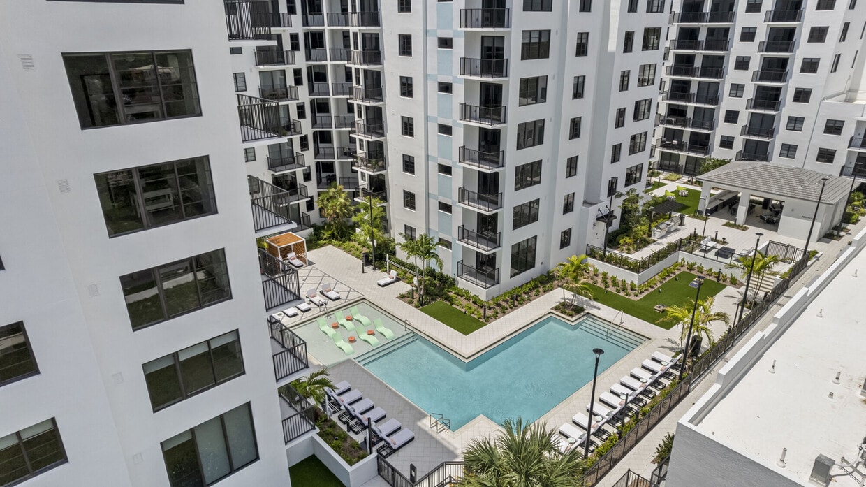 Primary Photo - The Grand