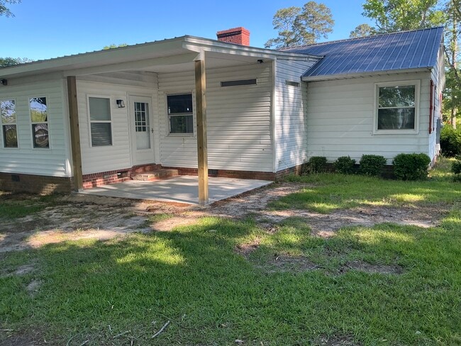 Building Photo - 4926 Pinevilla St