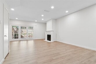 Building Photo - 5859 Frankford Rd