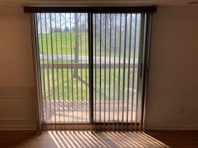 Foto del edificio - 2469 Brook Ledge Rd