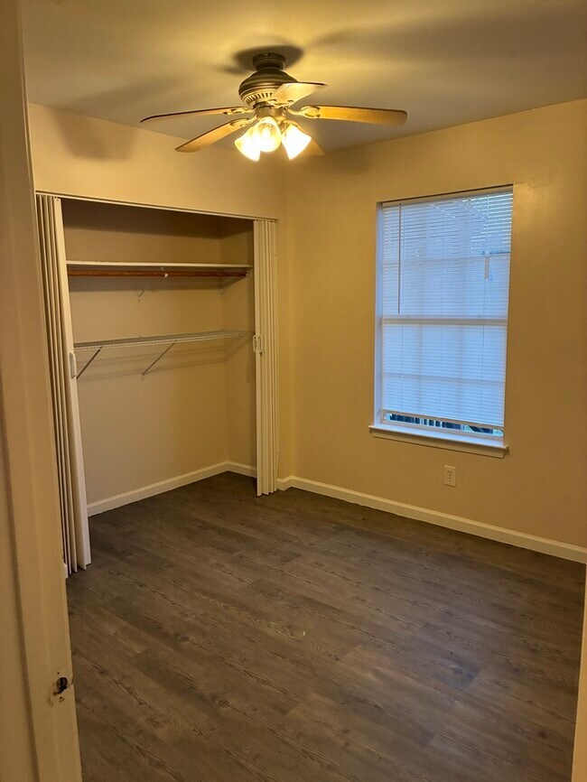 Building Photo - Beautiful 3/2 in Pass Christian MS