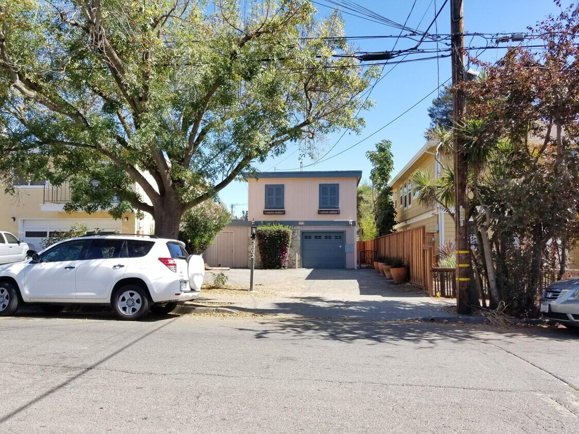 Frontside - 5002 Webster St