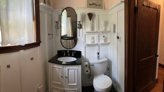 Modern bath, historic charm - 340 Woodlawn Pike