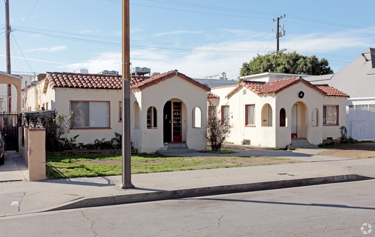 Primary Photo - 2632-2636 Cudahy St