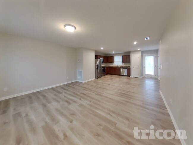 Foto del edificio - 838 Sunchaser Rd