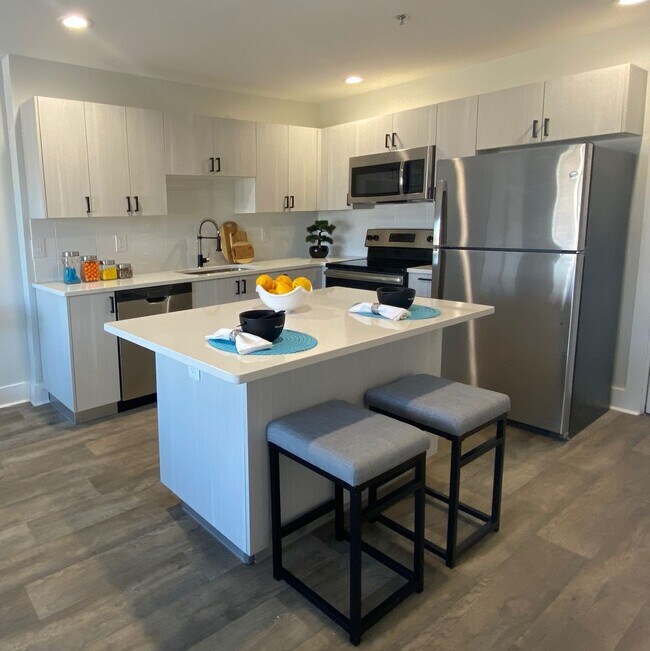 Interior Photo - The Flats Off Madison