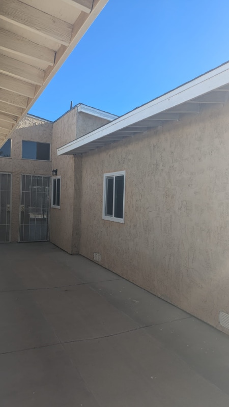 Building Photo - 16209 Juniper St