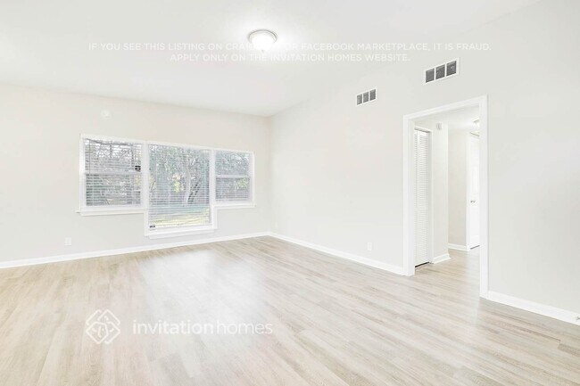 Foto del edificio - 6336 Bondy Pl