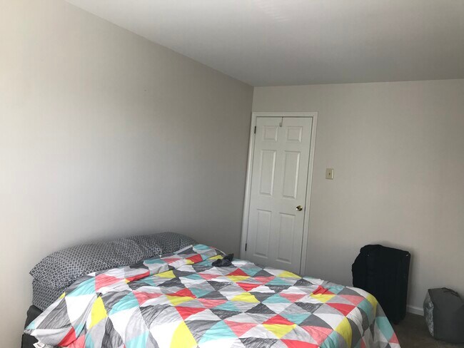 Bedroom - 410 Avenue E