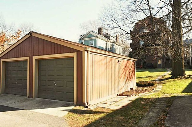 Foto del edificio - 828 Centennial Ave