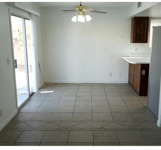 Building Photo - 8200 Hydra Ln