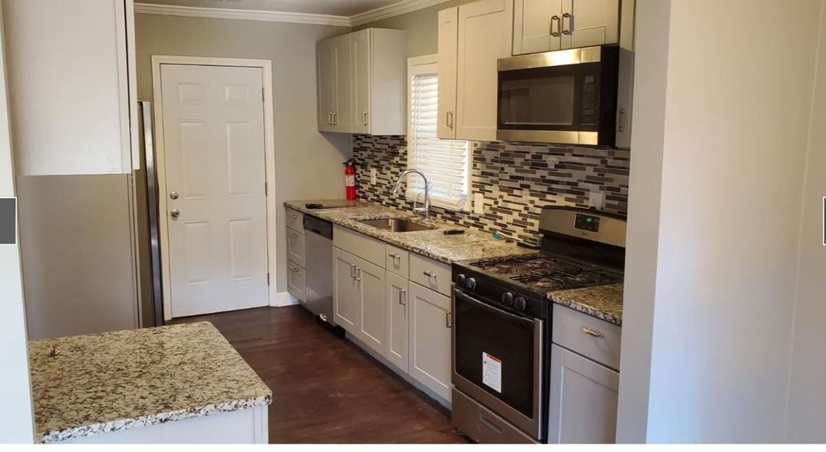 Building Photo - 1327 Richland Rd SW