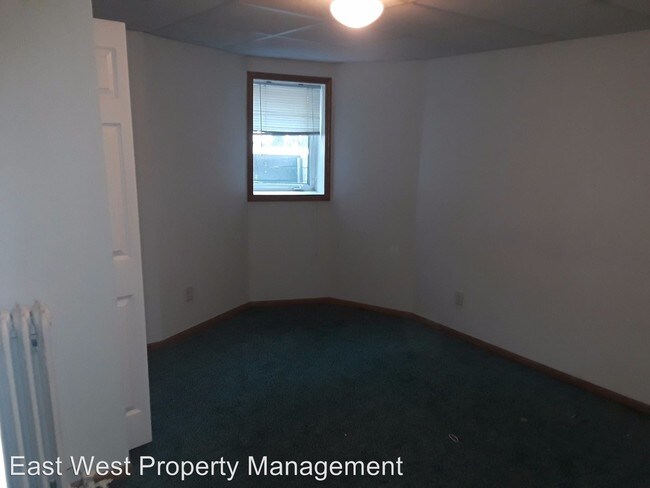 Building Photo - 2231 W 3rd St