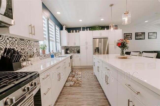 Building Photo - 5381 Calle Rockfish