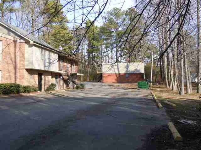 Foto del edificio - 7117 N Chicot Rd