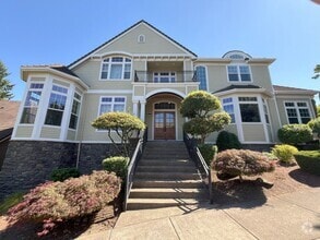 Building Photo - 17488 SW Hoodoo Ct