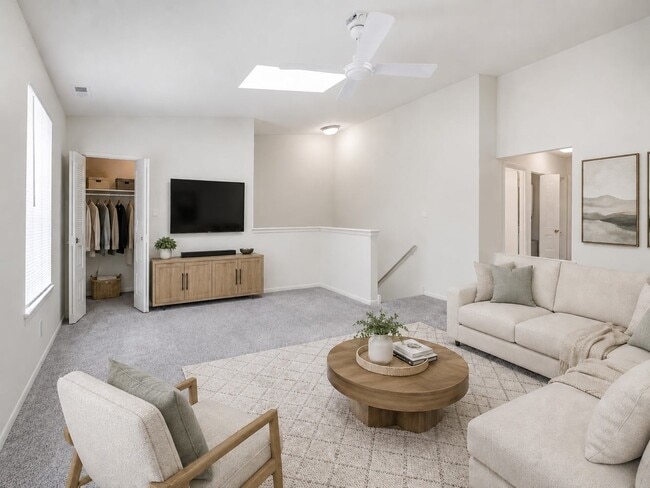 Building Photo - Tory Estates Apartment Homes