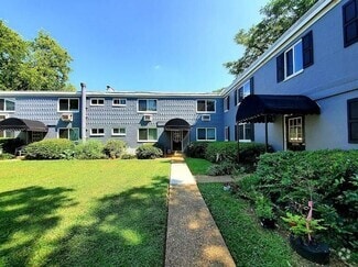 Building Photo - 3208 Ellwood Ave