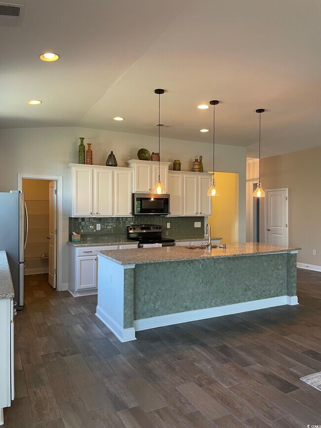 Building Photo - 5249 Casentino Ct