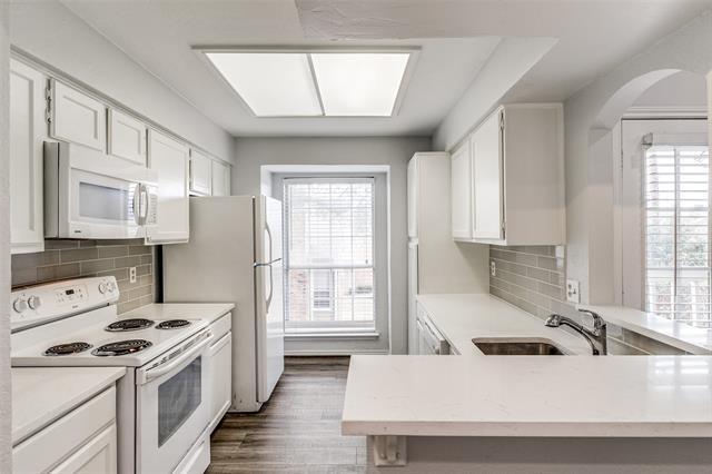 Foto del edificio - 8600 Coppertowne Ln