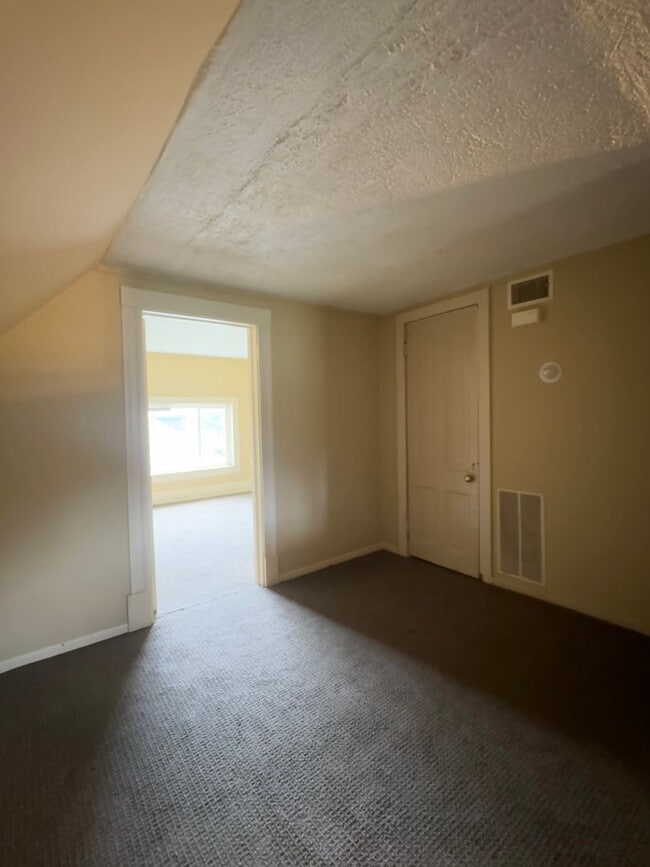 Photo - 112 N 38th Ave Apartment