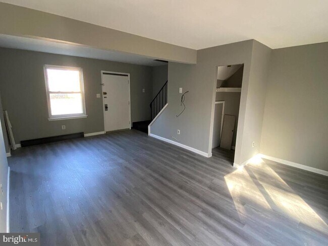 Foto del edificio - 14 Berkshire Rd