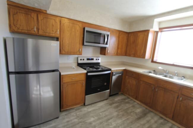 Interior Photo - Briggs Point