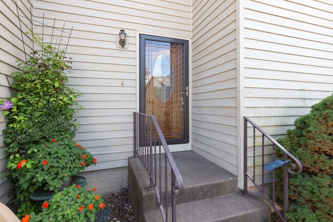 Building Photo - 3603 Cedarwood Ct