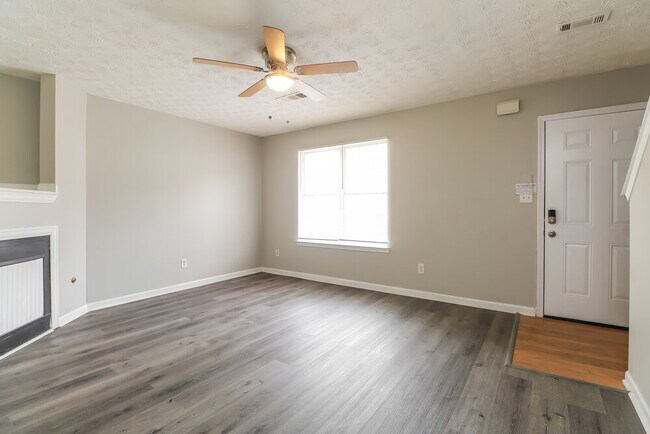 Foto del edificio - 3067 Fields Dr