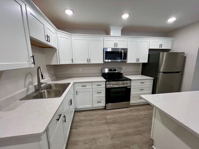 Foto del edificio - 1013 Two Rivers St