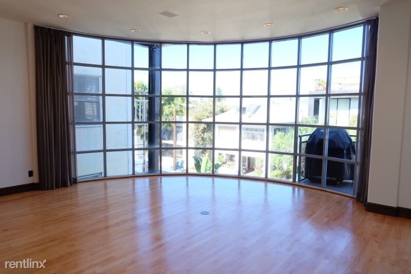 Foto principal - 42 Brooks Ave