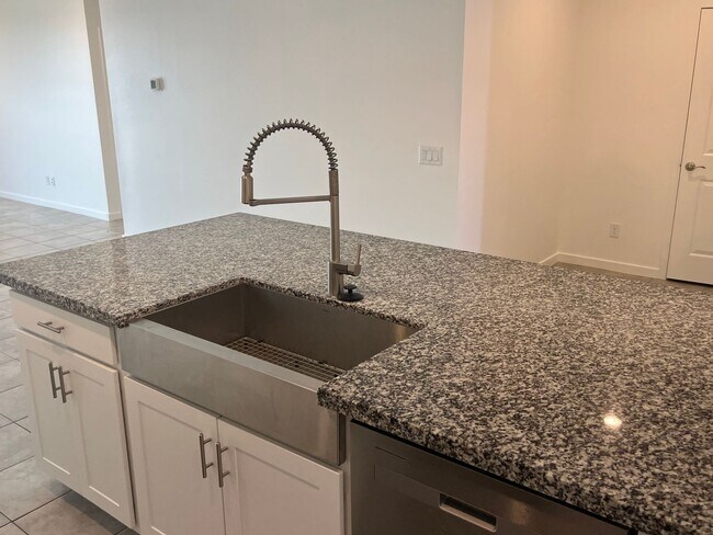 Foto del edificio - 19915 W Badgett Ln