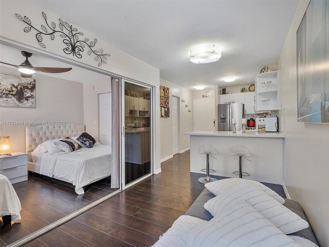Foto principal - 710 Washington Ave
