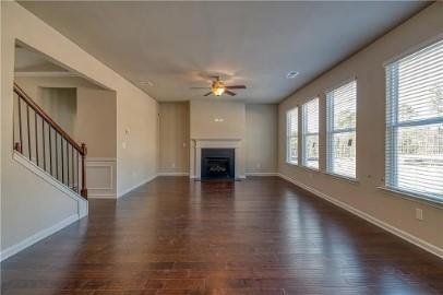 Foto del edificio - 4321 Leighton Pl