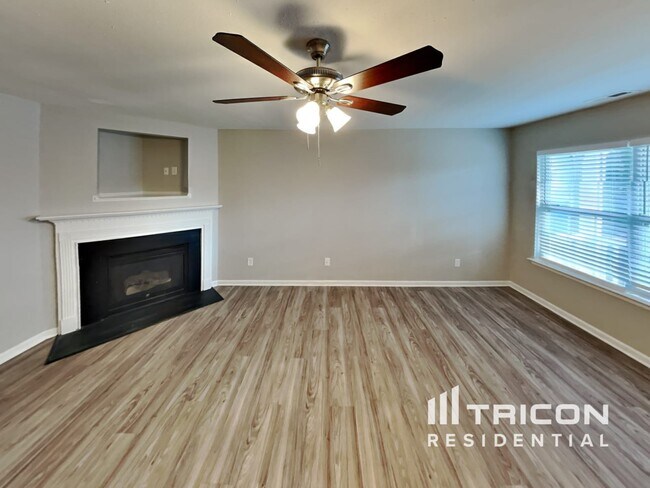 Building Photo - 3918 Edgewood Terrace Drive Greensboro NC