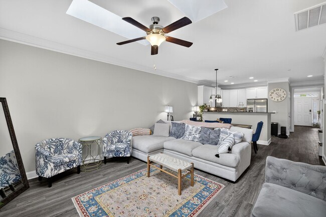 Foto del edificio - 1620 Cedar Hill Way