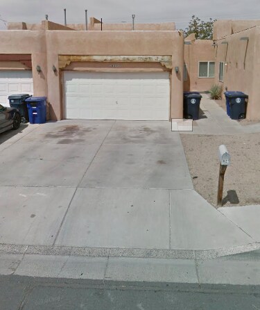 Primary Photo - Southwest Abq. House for rent