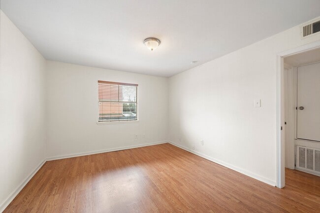 Building Photo - 2828 61st St