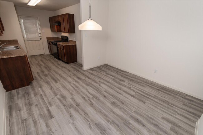 Foto del edificio - 5731 Post Oak Manor Dr