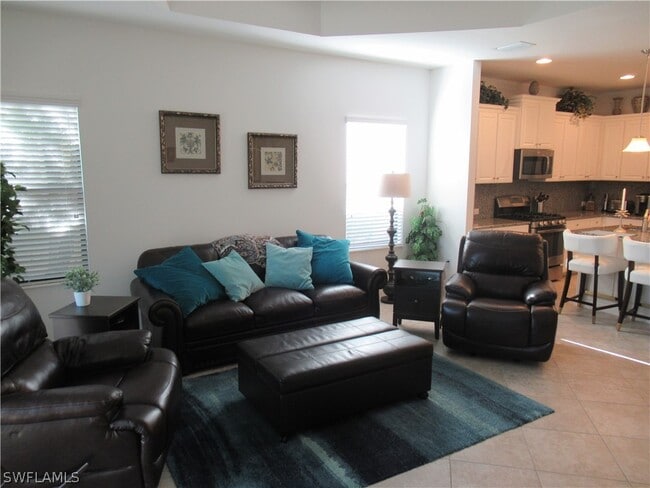 Building Photo - 10073 Montevina Dr