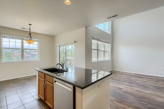Building Photo - 3681 S Perth Cir