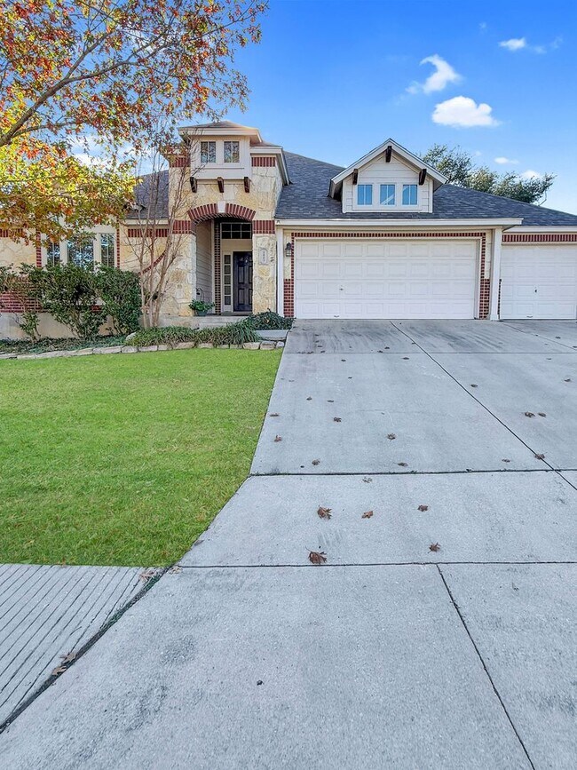 Building Photo - Comfortable One-Story Home