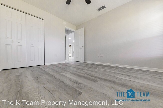 Foto del edificio - 2 br, 2 bath House - 3945 Cypress Landing W