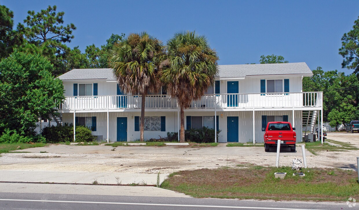 Primary Photo - 2511-2614 Laurie Ave