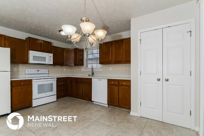 Foto del edificio - 5671 Prestonwood Ct