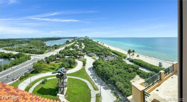 Building Photo - 3 br, 3.5 bath Condo - 3501 N Ocean Dr