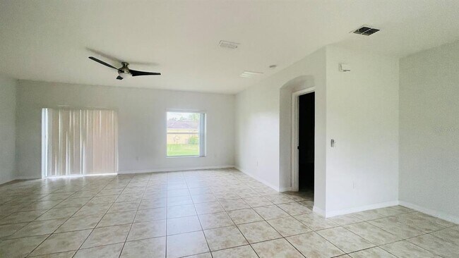 Foto del edificio - 4044 Marina Isle Dr