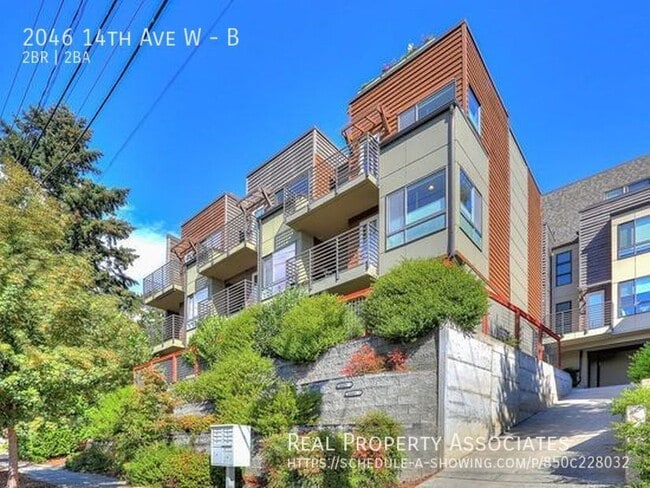 Building Photo - 2046 14th Ave W