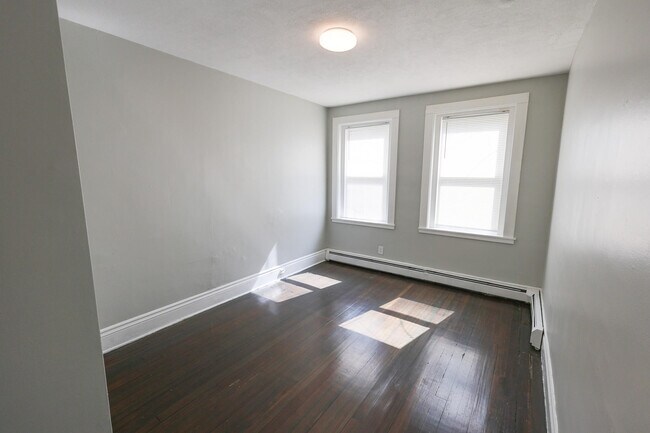 Foto del edificio - 103 Homestead St