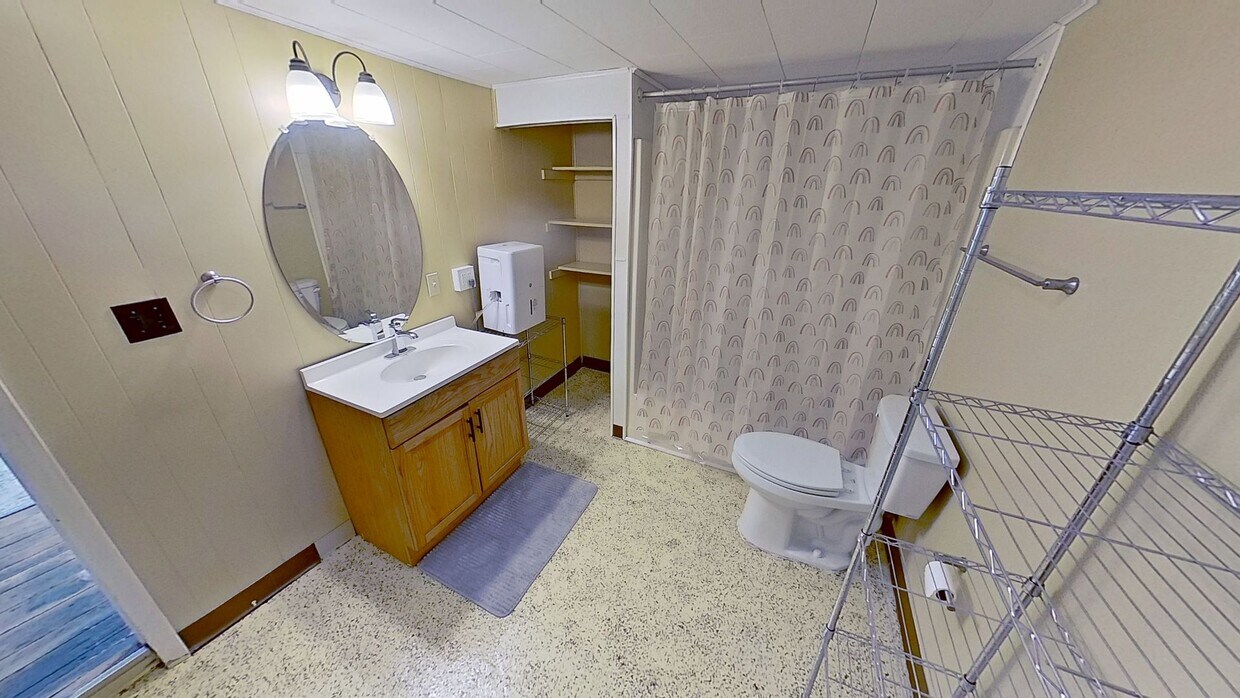 Foto del edificio - Charming First-Floor Living